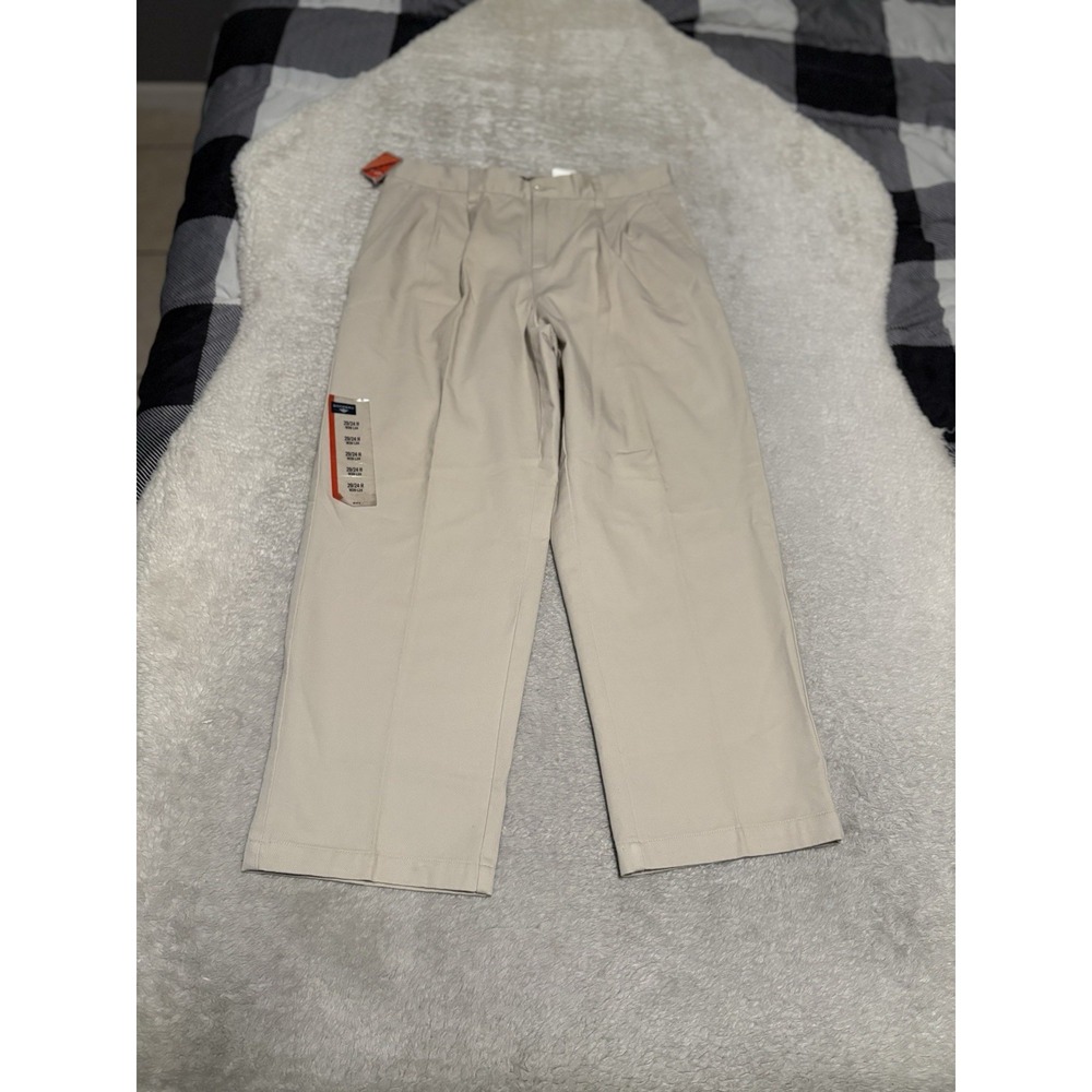 Dockers Men's Pleated Straight Go Khaki Size 30.5 X 25 Pants NWT Cotton Cream
